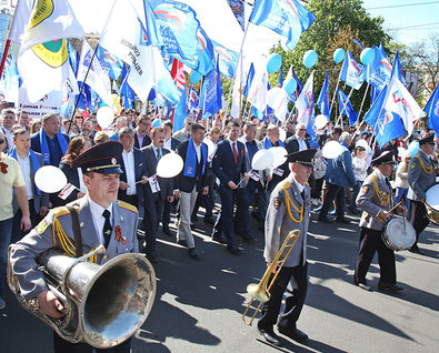 Первомайские праздники фото