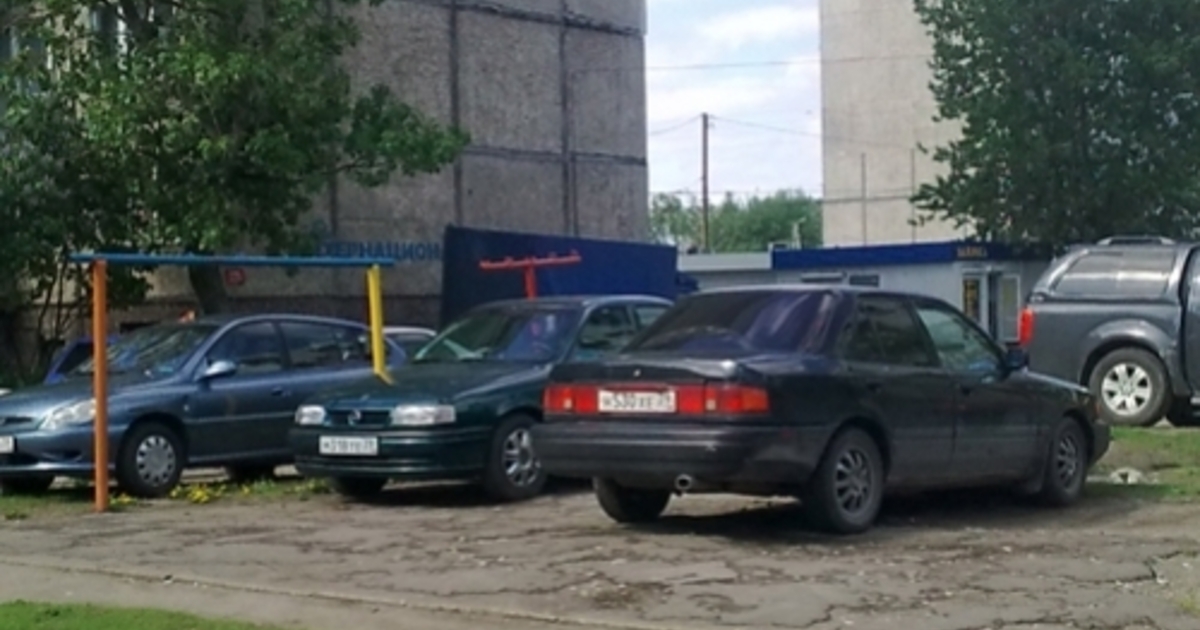Автомобиль с бараном