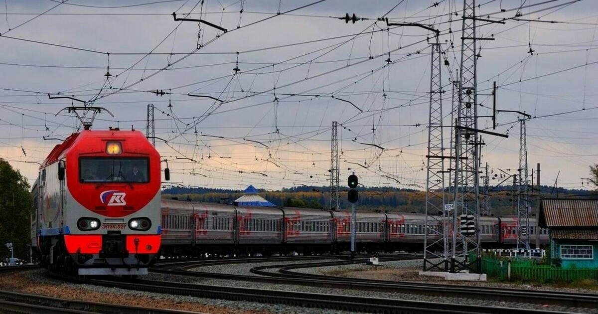 Фото поезда санкт петербург адлер