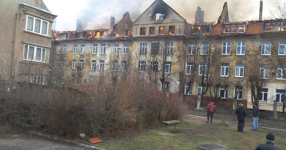 Погода в черняховске. ДК В Черняховске Калининградской области. Черняховск Калининградская область реставрация. Исторические многоквартирные дома Черняховск. Пожар в Черняховске Гагарина.