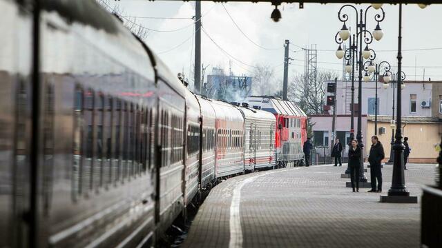 В Смоленске сняли с поезда и госпитализировали 16 калининградских детей, ехавших по программе 