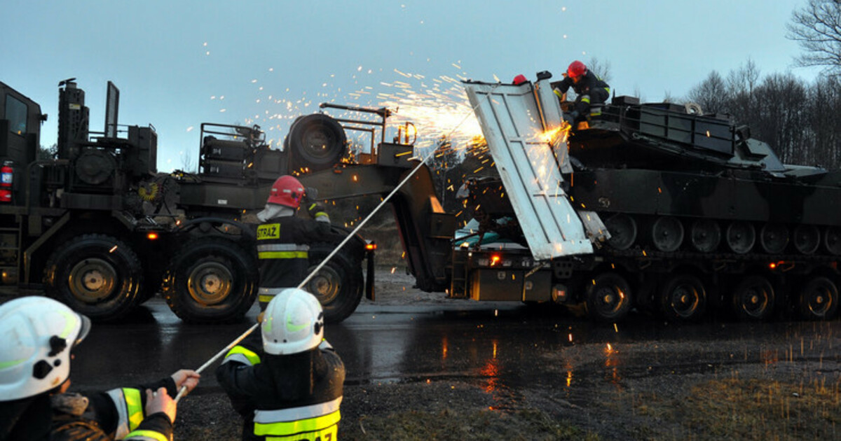 Авария с военной машиной