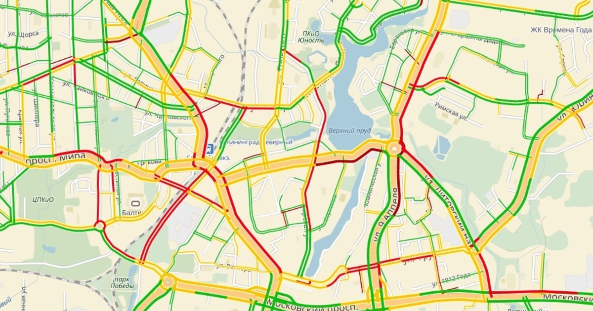 Основные магистрали города. Движение в пробке.