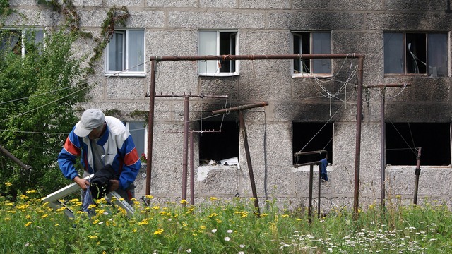 Источник: Хозяин квартиры в Волочаевском, где произошёл взрыв, до сих пор не пришёл в сознание