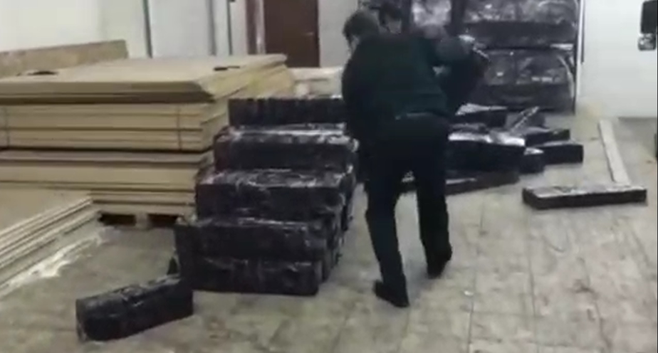 Скриншот видеозаписи Калининградской областной таможни