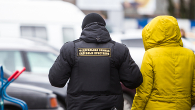 Калининградские приставы требуют уволить замначальника УФССП, подозреваемого в изнасиловании двух сотрудниц