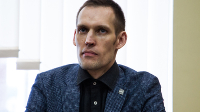 Главный архитектор рассказал, почему калининградке не удастся сохранить остекление балкона на Ленпроспекте
