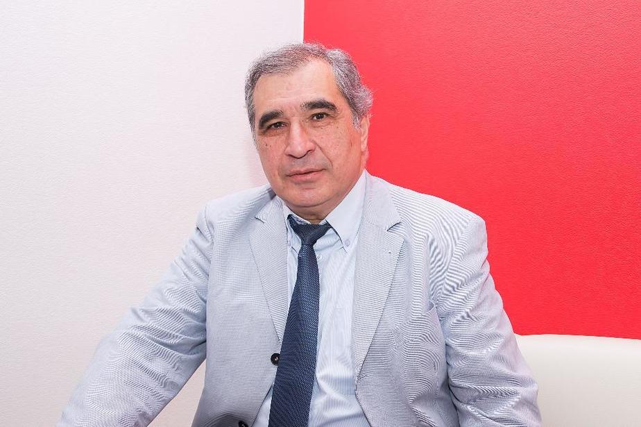 На фото главный редактор журнала "Слово.ру: Балтийский акцент" Сурен Золян / Фото: пресс-служба БФУ им. И. Канта