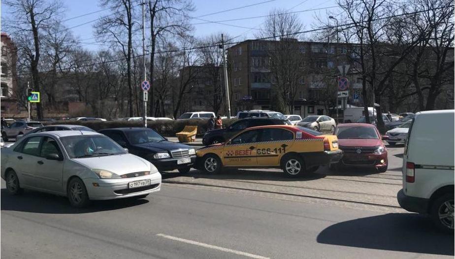 "Клопс"
