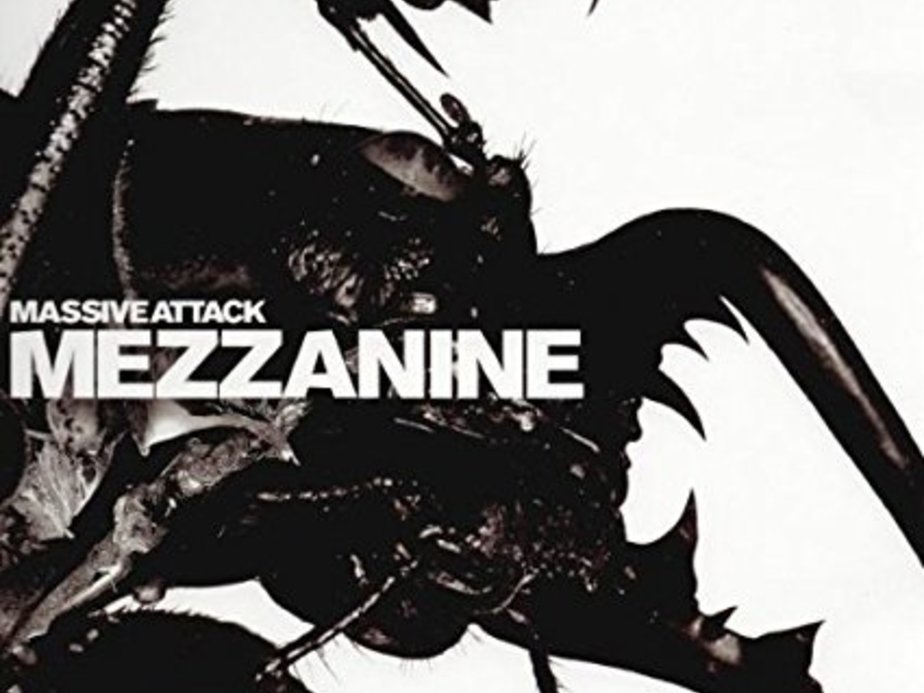 Обложка альбома Mezzanine