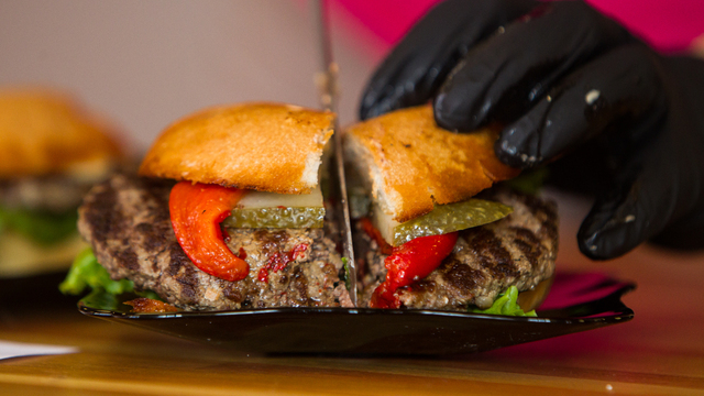 В Калининграде откроется ресторан Тимати Black Star Burger