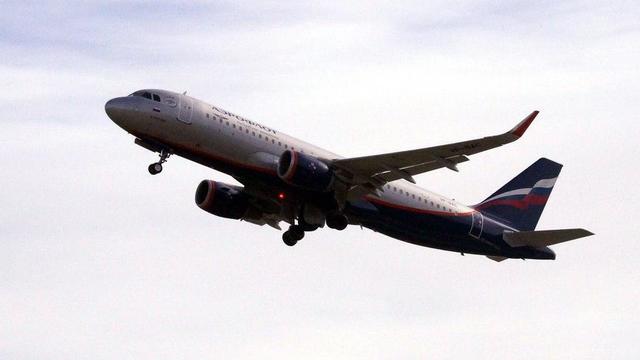 Опубликовано новое видео катастрофы Superjet 100 в Шереметьево