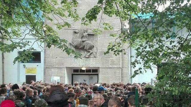 В Калининграде тысячи человек пришли на автограф-сессию после матча "Балтика" — "Амкал" (обновлено)