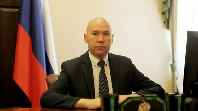 “Интерфакс”: арестованный по подозрению в госизмене помощник Цуканова имел доступ к секретным сведениям