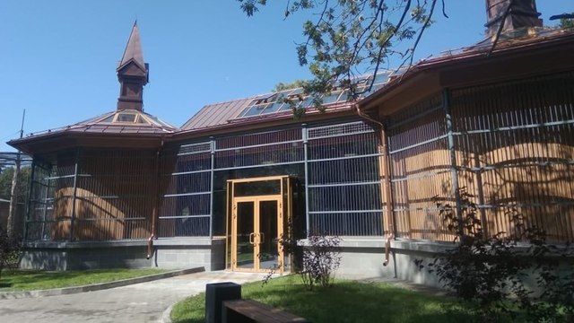 Названа дата открытия Дома тропической птицы в Калининградском зоопарке