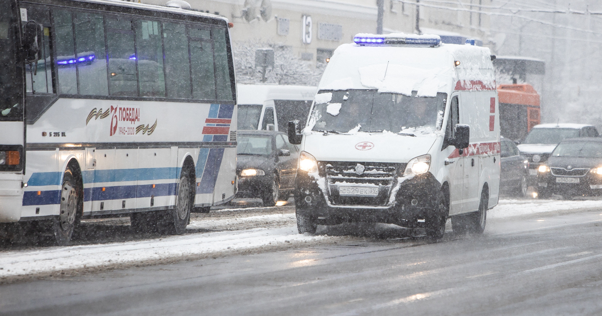 Выебал соседку в машине