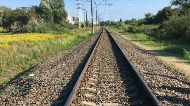 Состояние попавшего под поезд 17-летнего калининградца остаётся тяжёлым 