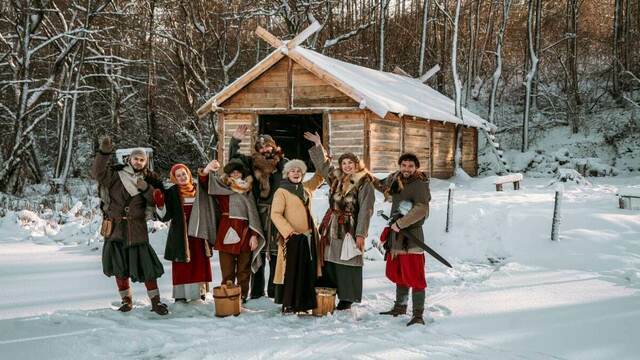 Освоить азы средневекового боя и увидеть огненное шоу: в поселении викингов Кауп отпразднуют Новый год