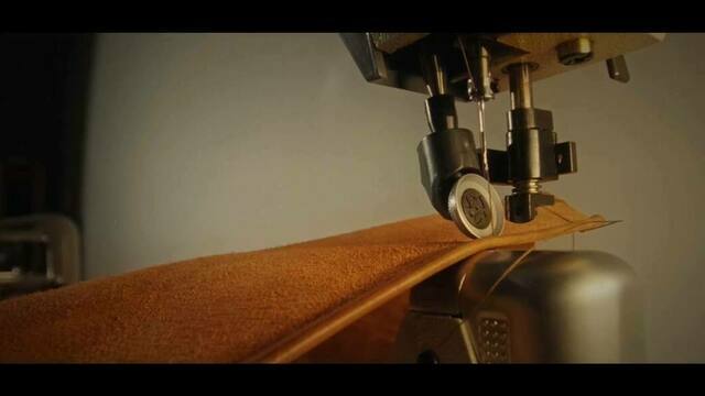 «Наша миссия — уменьшить экослед»: калининградцы создают необычные изделия из кожи (видео)