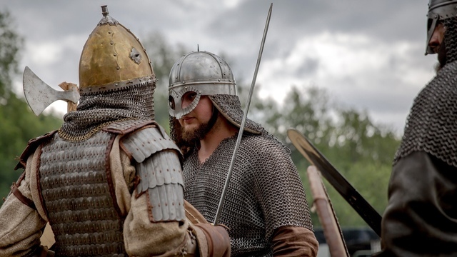 Средневековые бои, игры и танцы: в поселении викингов Кауп отпразднуют День Рагнара Лодброка