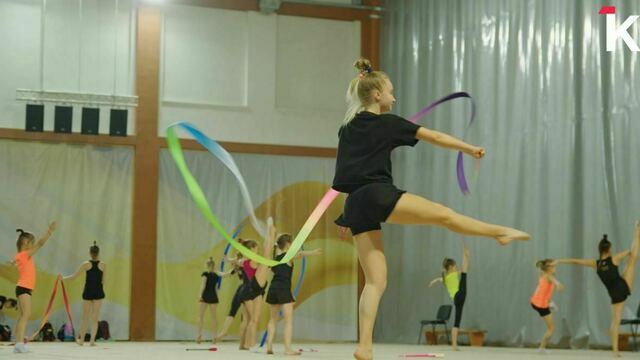 «Попасть в сборную России»: калининградские гимнастки рассказали о своих мечтах (видео)  