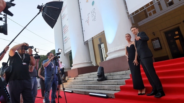 Ефремов, Стоянов и Пресняков: в калинининградском драмтеатре открылся XI фестиваль «Короче» (фото)