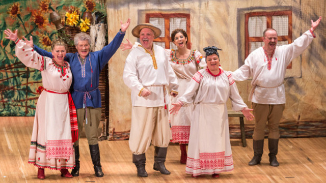 «Спектакль, полный света и радости»: в драмтеатре покажут мюзикл «Свадьба в Малиновке» 